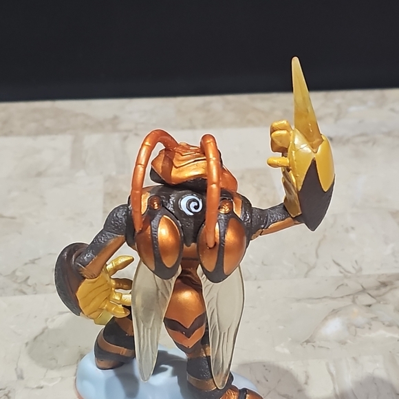 Skylanders Giants Swarm Bug Bee Wasp Figure Air Element Activision - Picture 2 of 5